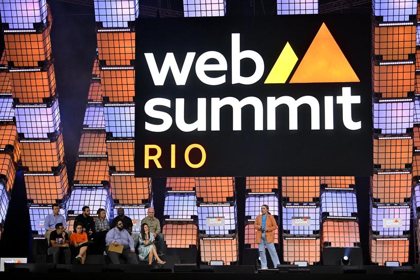 web summit Um palco da "websummit RIO"