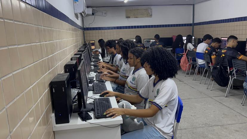 PFT Imagem Ilustrativa do card Impacto social: como alinhar educação e demandas de mercado